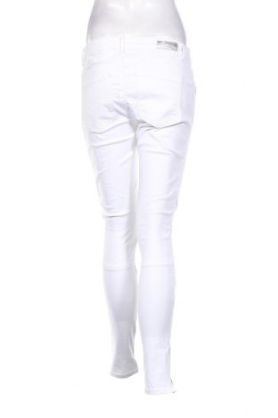 Γυναικείο παντελόνι ONLY, Μέγεθος L, Χρώμα Λευκό, Τιμή 6,39 €