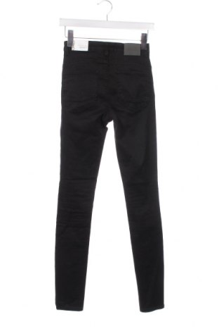 Дамски панталон ONLY, Размер XS, Цвят Черен, Цена 19,84 лв.