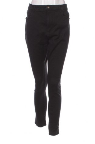 Γυναικείο παντελόνι ONLY Carmakoma, Μέγεθος XXL, Χρώμα Μαύρο, Τιμή 10,55 €