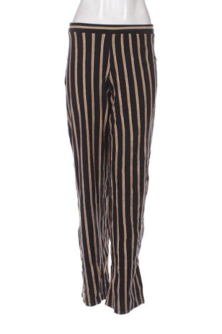 Pantaloni de femei Pull&Bear, Mărime S, Culoare Negru, Preț 33,39 Lei