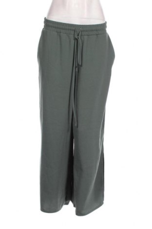 Pantaloni de femei Pull&Bear, Mărime L, Culoare Verde, Preț 39,95 Lei