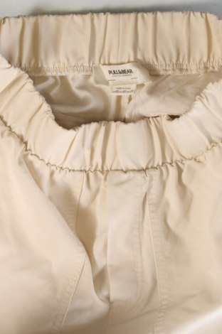 Дамски панталон Pull&Bear, Размер XS, Цвят Бежов, Цена 13,92 лв.