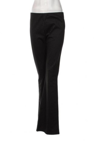 Γυναικείο παντελόνι Pull&Bear, Μέγεθος XL, Χρώμα Μαύρο, Τιμή 3,95 €