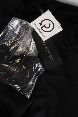 Γυναικείο παντελόνι Trendyol, Μέγεθος XS, Χρώμα Μαύρο, Τιμή 7,67 €