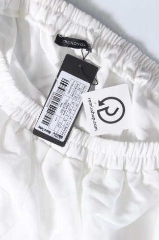 Γυναικείο παντελόνι Trendyol, Μέγεθος M, Χρώμα Λευκό, Τιμή 9,59 €