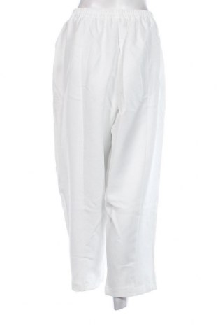 Pantaloni de femei Trendyol, Mărime M, Culoare Alb, Preț 61,18 Lei