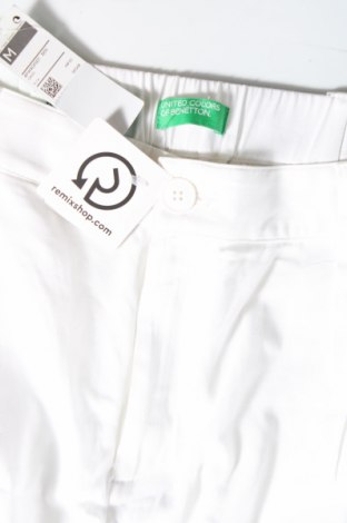 Γυναικείο παντελόνι United Colors Of Benetton, Μέγεθος M, Χρώμα Λευκό, Τιμή 47,94 €