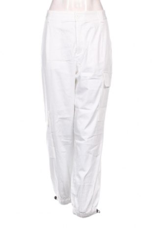 Damskie spodnie United Colors Of Benetton, Rozmiar M, Kolor Biały, Cena 111,55 zł
