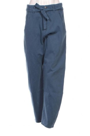 Pantaloni de femei United Colors Of Benetton, Mărime L, Culoare Albastru, Preț 305,92 Lei