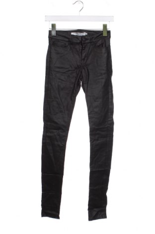 Дамски панталон Vero Moda, Размер XS, Цвят Черен, Цена 6,75 лв.