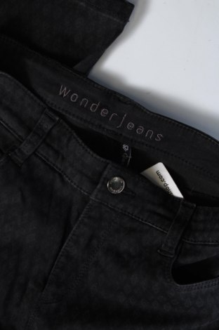 Дамски панталон Wonder Jeans, Размер S, Цвят Черен, Цена 8,20 лв.