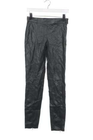 Дамски панталон Zara, Размер S, Цвят Зелен, Цена 6,48 лв.