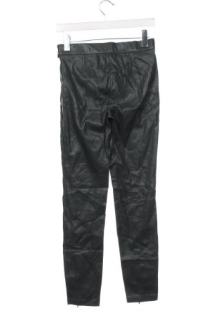 Дамски панталон Zara, Размер S, Цвят Зелен, Цена 6,48 лв.