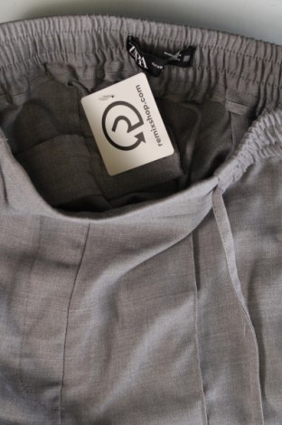 Дамски панталон Zara, Размер XS, Цвят Сив, Цена 15,42 лв.