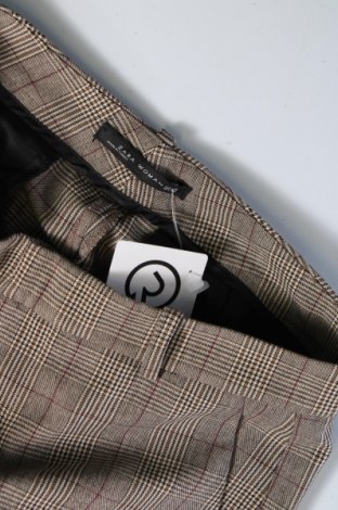 Dámské kalhoty  Zara, Velikost S, Barva Vícebarevné, Cena  129,00 Kč