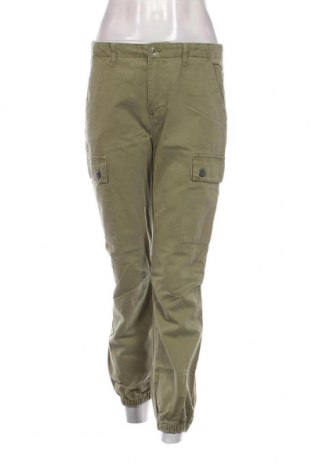 Дамски панталон Zara, Размер S, Цвят Зелен, Цена 13,96 лв.