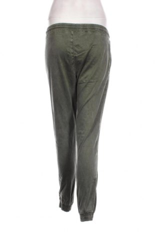 Pantaloni de femei Zara, Mărime S, Culoare Verde, Preț 28,93 Lei