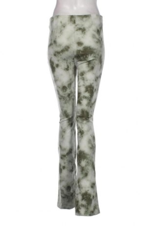 Дамски панталон Zara, Размер M, Цвят Зелен, Цена 62,00 лв.