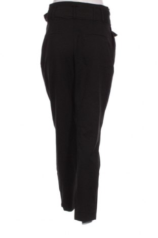 Дамски панталон Zara Trafaluc, Размер M, Цвят Черен, Цена 43,79 лв.