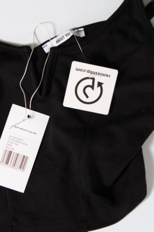 Γυναικείο αμάνικο μπλουζάκι About You, Μέγεθος S, Χρώμα Μαύρο, Τιμή 15,98 €