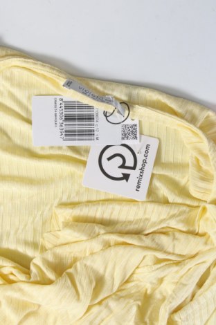Damska koszulka na ramiączkach Violeta by Mango, Rozmiar M, Kolor Żółty, Cena 14,39 zł