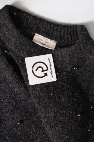 Γυναικείο πουλόβερ Free Quent, Μέγεθος S, Χρώμα Γκρί, Τιμή 19,18 €