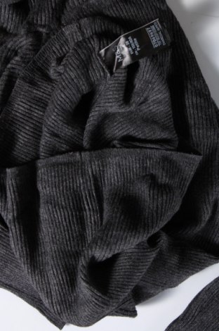 Дамски пуловер Marks & Spencer, Размер S, Цвят Сив, Цена 10,80 лв.
