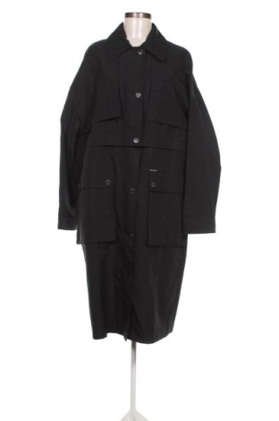 Дамски шлифер Karl Lagerfeld, Размер XL, Цвят Черен, Цена 318,60 лв.