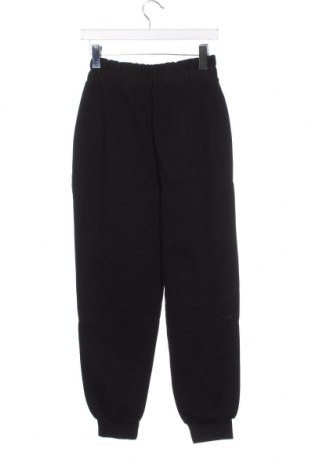 Damen Sporthose Bershka, Größe XS, Farbe Schwarz, Preis 8,54 €