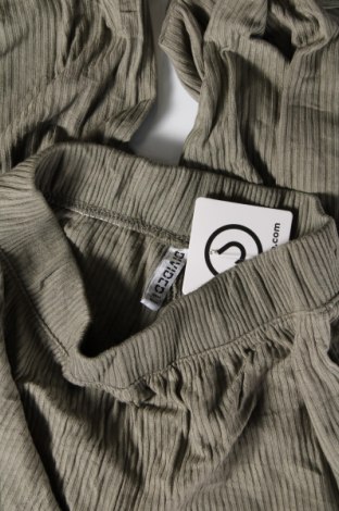 Damen Sporthose H&M Divided, Größe XS, Farbe Grün, Preis 5,85 €