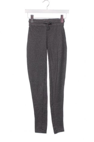 Damen Sporthose Pull&Bear, Größe XS, Farbe Grau, Preis € 7,35