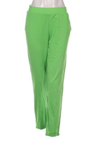 Дамско спортно долнище Zara, Размер L, Цвят Зелен, Цена 50,17 лв.