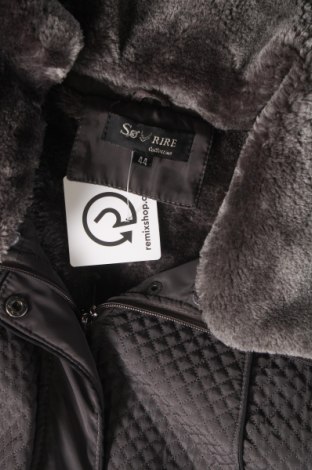 Dámska bunda , Veľkosť XL, Farba Sivá, Cena  16,45 €