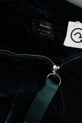 Γυναικείο μπουφάν Bershka, Μέγεθος L, Χρώμα Πράσινο, Τιμή 19,02 €