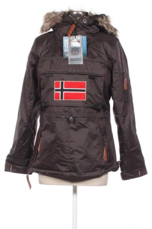 Дамско яке Geographical Norway, Размер S, Цвят Кафяв, Цена 114,99 лв.