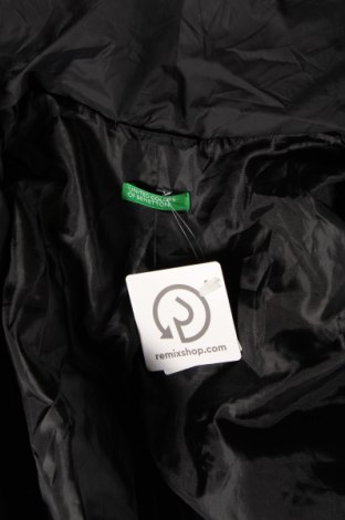 Γυναικείο μπουφάν United Colors Of Benetton, Μέγεθος M, Χρώμα Μαύρο, Τιμή 9,25 €