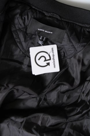 Dámska bunda  Vero Moda, Veľkosť M, Farba Čierna, Cena  9,30 €