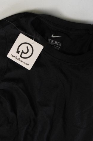 Детска тениска Nike, Размер 6-7y/ 122-128 см, Цвят Черен, Цена 28,60 лв.