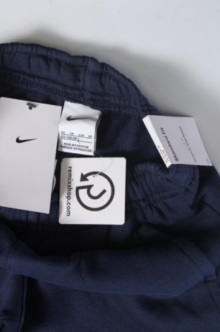 Детски къс панталон Nike, Размер 6-7y/ 122-128 см, Цвят Син, Цена 27,20 лв.