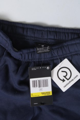Παιδικό κοντό παντελόνι Nike, Μέγεθος 7-8y/ 128-134 εκ., Χρώμα Μπλέ, Τιμή 14,02 €