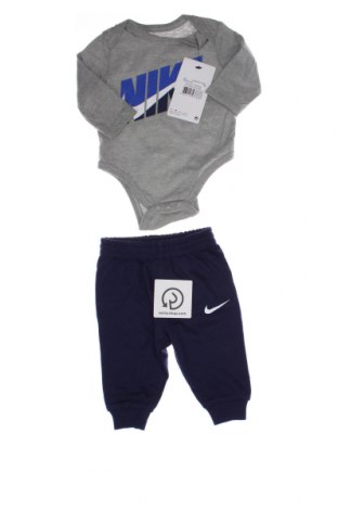 Detský komplet  Nike, Veľkosť 2-3m/ 56-62 cm, Farba Viacfarebná, Cena  20,36 €