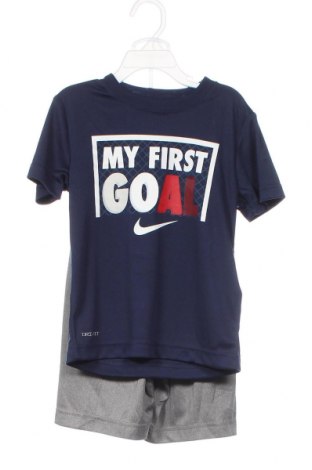 Детски комплект Nike, Размер 3-4y/ 104-110 см, Цвят Многоцветен, Цена 84,55 лв.