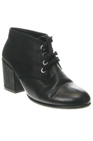 Dámské boty , Velikost 40, Barva Černá, Cena  533,00 Kč