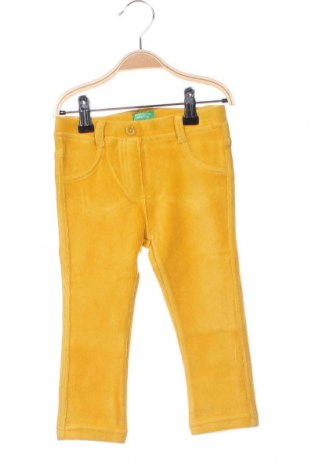 Детски панталон United Colors Of Benetton, Размер 18-24m/ 86-98 см, Цвят Жълт, Цена 25,84 лв.