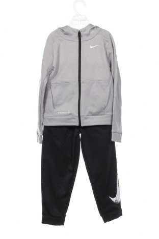 Kinder Sportanzug Nike, Größe 5-6y/ 116-122 cm, Farbe Mehrfarbig, Preis 51,03 €