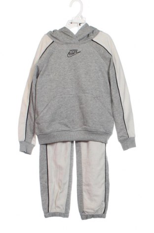 Kinder Sportanzug Nike, Größe 5-6y/ 116-122 cm, Farbe Grau, Preis € 35,57
