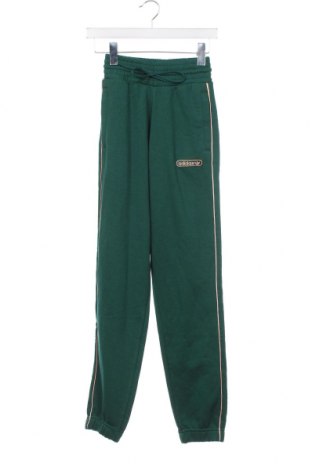 Παιδική κάτω φόρμα Adidas, Μέγεθος 14-15y/ 168-170 εκ., Χρώμα Πράσινο, Τιμή 23,21 €