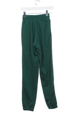 Pantaloni de trening, pentru copii Adidas, Mărime 14-15y/ 168-170 cm, Culoare Verde, Preț 118,50 Lei