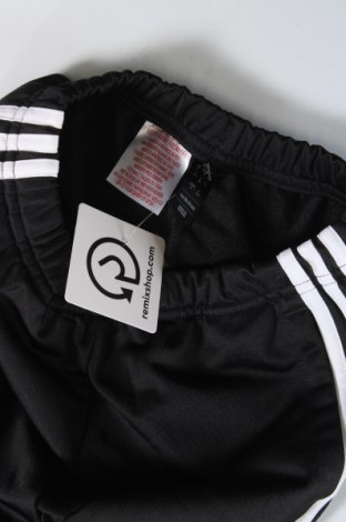 Детско спортно долнище Adidas Originals, Размер 4-5y/ 110-116 см, Цвят Черен, Цена 48,10 лв.
