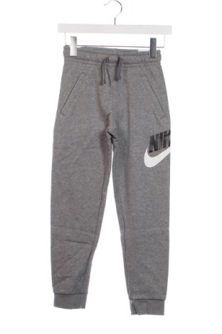 Kinder Sporthose Nike, Größe 7-8y/ 128-134 cm, Farbe Grau, Preis € 45,88